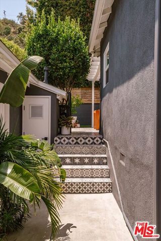 2583 Canyon Drive, Los Angeles, CA 90068