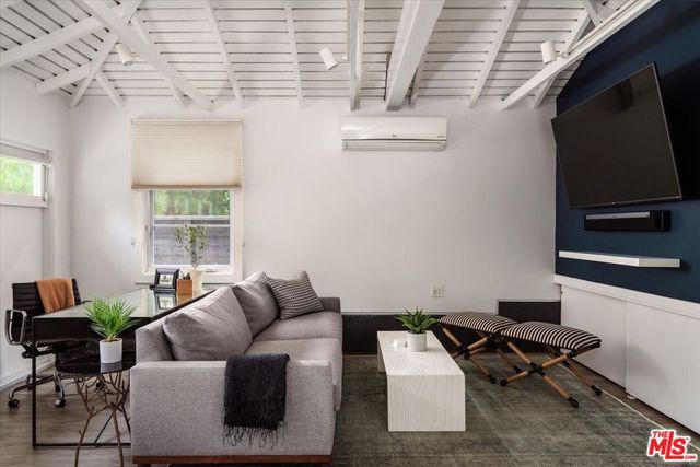 2583 Canyon Drive, Los Angeles, CA 90068
