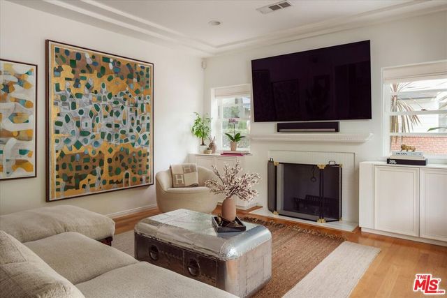 2583 Canyon Drive, Los Angeles, CA 90068