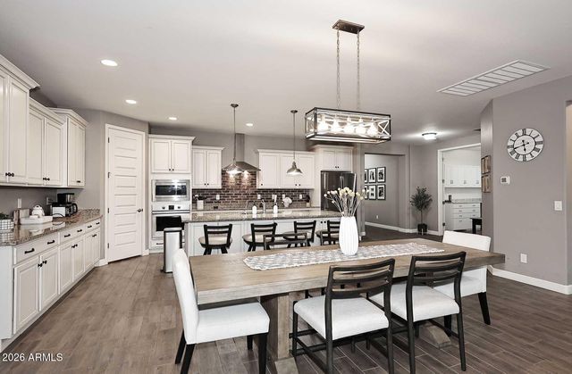 16913 W SAND HILLS Road, Surprise, AZ 85387