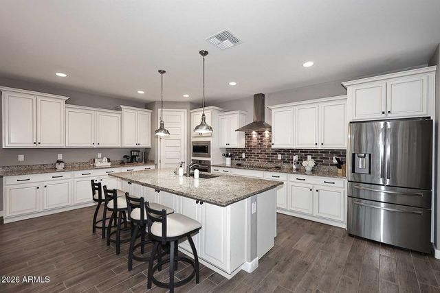 16913 W SAND HILLS Road, Surprise, AZ 85387