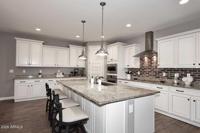 16913 W SAND HILLS Road, Surprise, AZ 85387