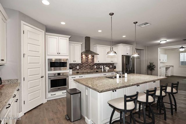 16913 W SAND HILLS Road, Surprise, AZ 85387