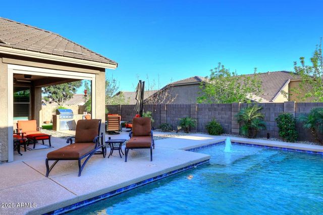 16913 W SAND HILLS Road, Surprise, AZ 85387