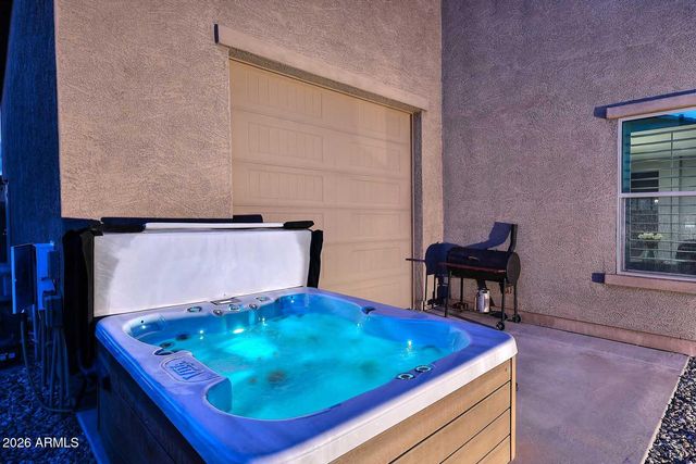 16913 W SAND HILLS Road, Surprise, AZ 85387