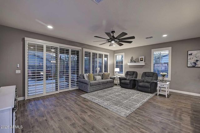 16913 W SAND HILLS Road, Surprise, AZ 85387