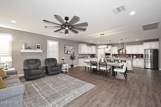 16913 W SAND HILLS Road, Surprise, AZ 85387