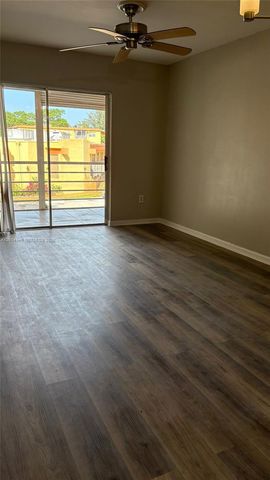 4334 NW 9th Avenue 72F, Deerfield Beach, FL 33064