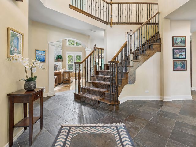 901 Kenton Road, Deerfield, IL 60015