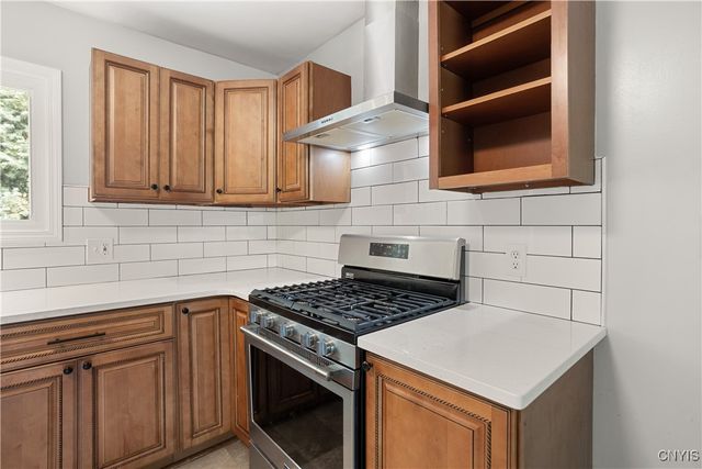 8583 Green Lakes Road, Manlius, NY 13066