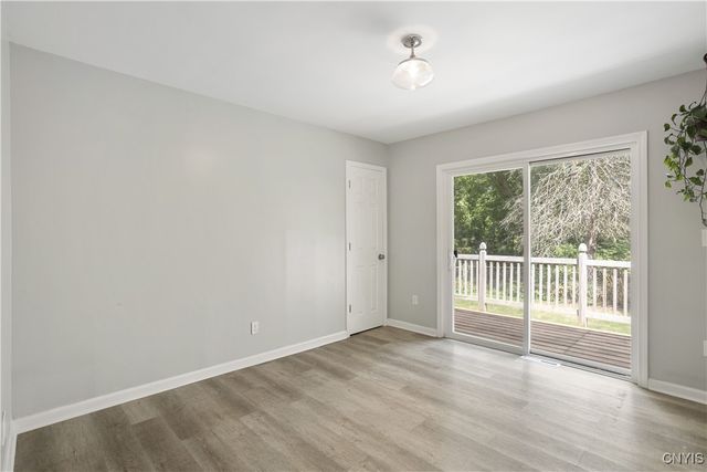 8583 Green Lakes Road, Manlius, NY 13066