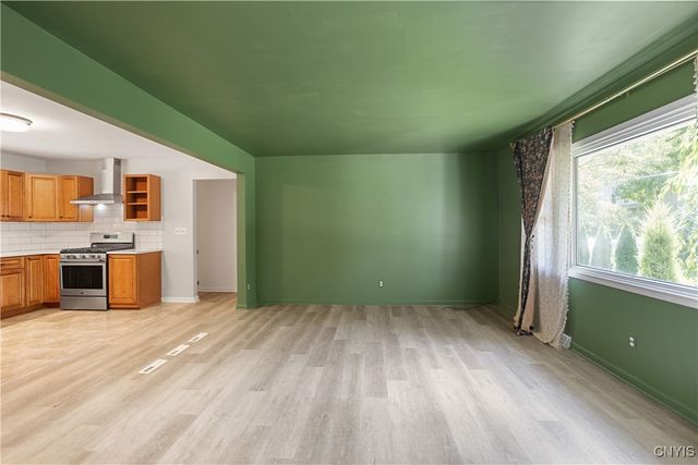 8583 Green Lakes Road, Manlius, NY 13066