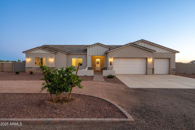 4017 E BUD Lane, San Tan Valley, AZ 85140