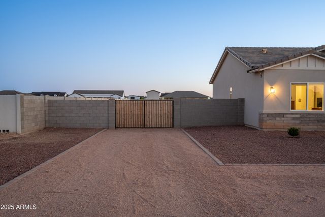 4017 E BUD Lane, San Tan Valley, AZ 85140