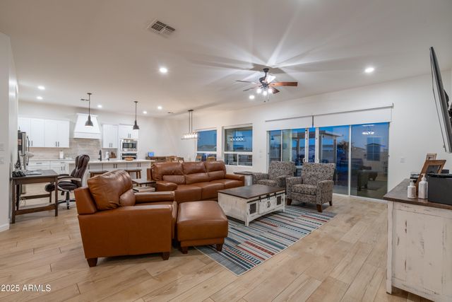 4017 E BUD Lane, San Tan Valley, AZ 85140