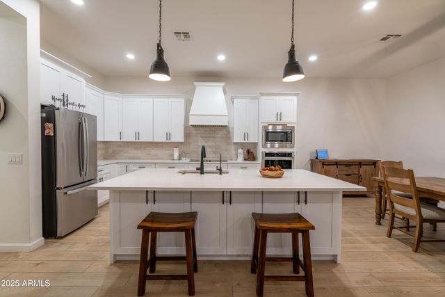 4017 E BUD Lane, San Tan Valley, AZ 85140