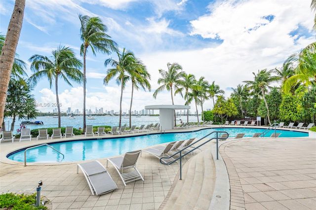 1330 West Avenue 1406, Miami Beach, FL 33139
