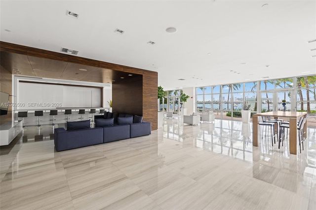 1330 West Avenue 1406, Miami Beach, FL 33139