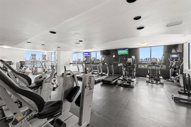 1330 West Avenue 1406, Miami Beach, FL 33139