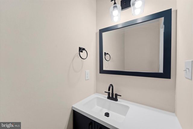 13511 CHEVY CHASE CT, Chantilly, VA 20151