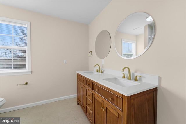 13511 CHEVY CHASE CT, Chantilly, VA 20151