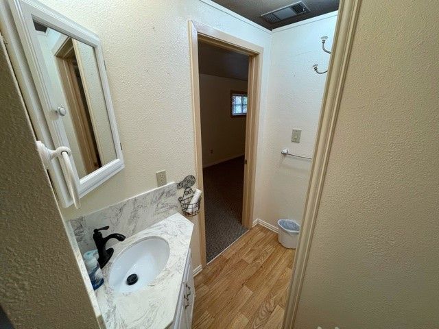 7118 Back Forty Court, Granbury, TX 76049