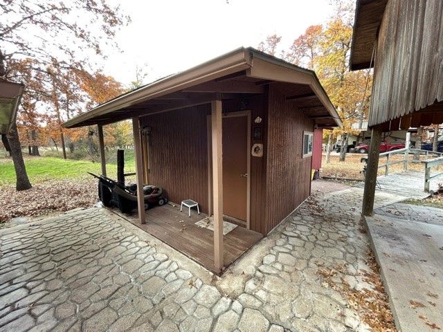 7118 Back Forty Court, Granbury, TX 76049