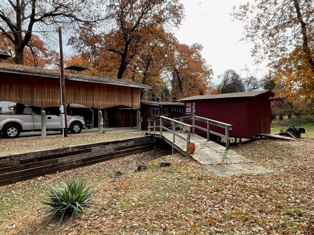 7118 Back Forty Court, Granbury, TX 76049