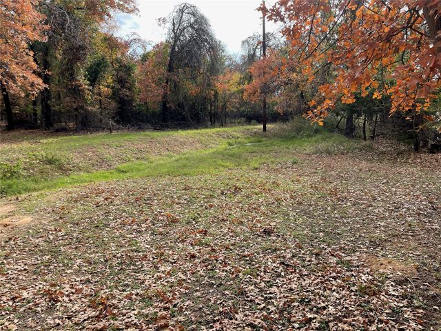 7118 Back Forty Court, Granbury, TX 76049