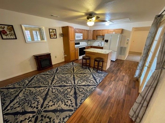 7118 Back Forty Court, Granbury, TX 76049