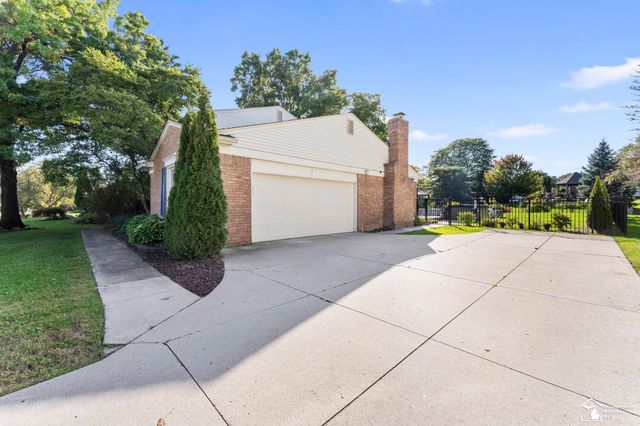 11265 Bellwood Drive, Plymouth, MI 48170