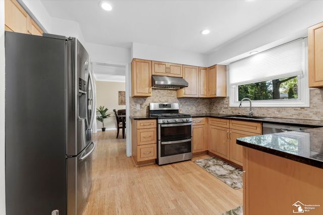 11265 Bellwood Drive, Plymouth, MI 48170