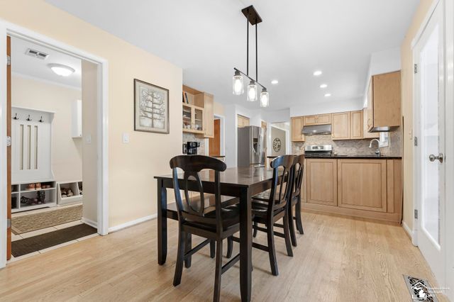 11265 Bellwood Drive, Plymouth, MI 48170
