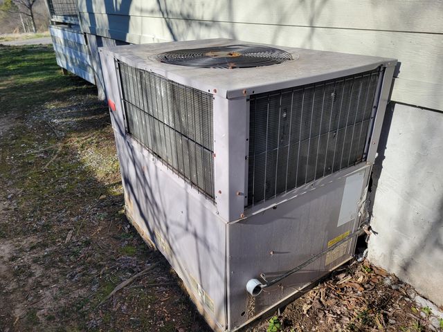 408 Nellis Avenue, Bridgeport, AL 35740