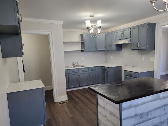 408 Nellis Avenue, Bridgeport, AL 35740