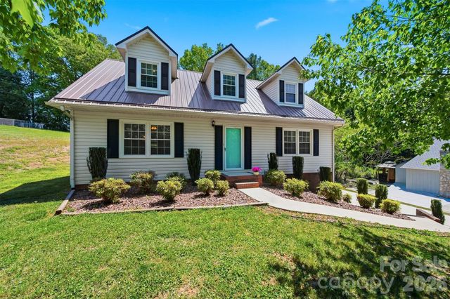 4455 Magnolia Lane, Hudson, NC 28638