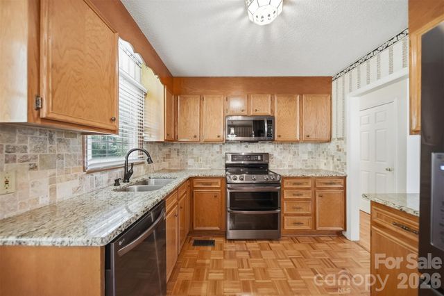 4455 Magnolia Lane, Hudson, NC 28638