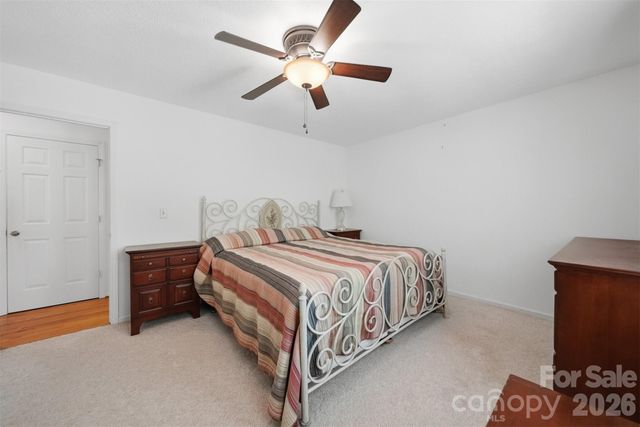 4455 Magnolia Lane, Hudson, NC 28638