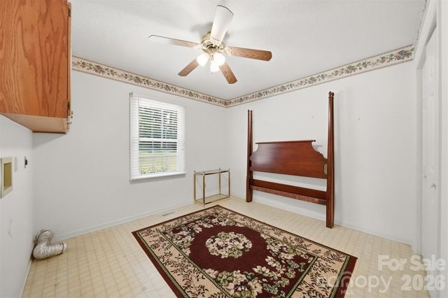 4455 Magnolia Lane, Hudson, NC 28638