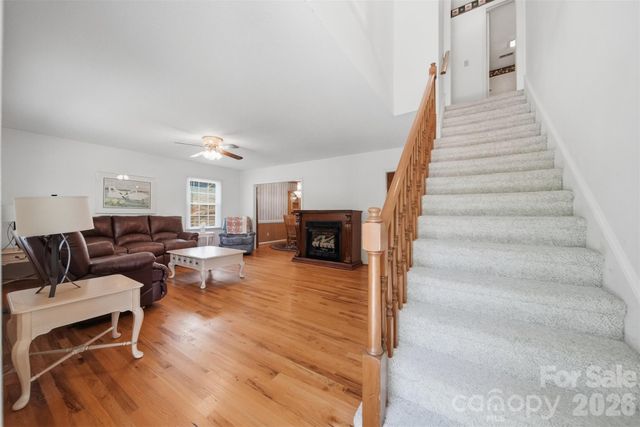 4455 Magnolia Lane, Hudson, NC 28638