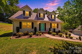 4455 Magnolia Lane, Hudson, NC 28638