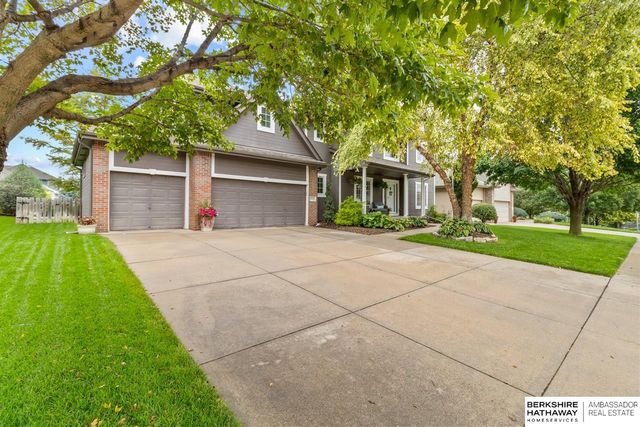 20134 Douglas Street, Omaha, NE 68022