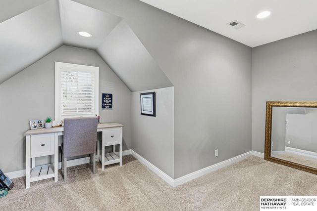 20134 Douglas Street, Omaha, NE 68022