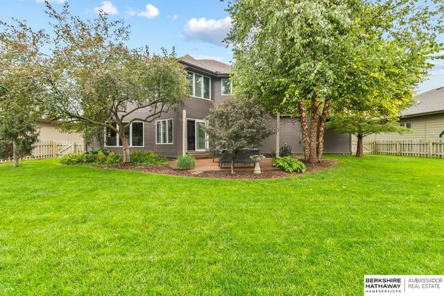 20134 Douglas Street, Omaha, NE 68022