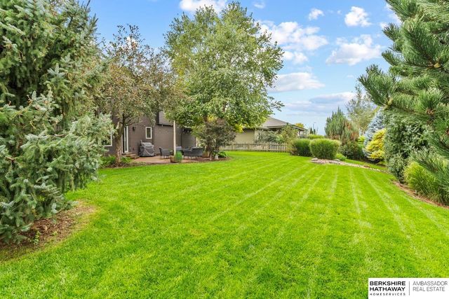 20134 Douglas Street, Omaha, NE 68022