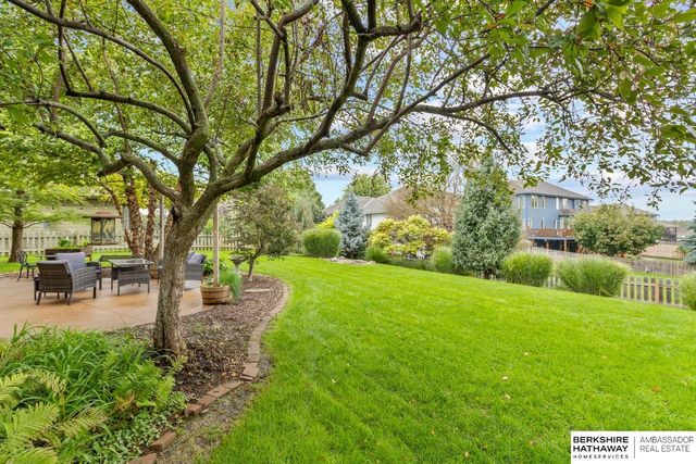 20134 Douglas Street, Omaha, NE 68022