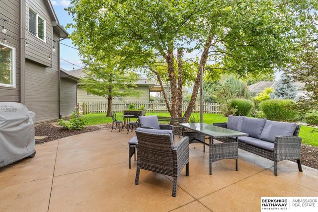 20134 Douglas Street, Omaha, NE 68022