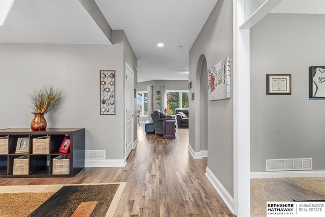 20134 Douglas Street, Omaha, NE 68022