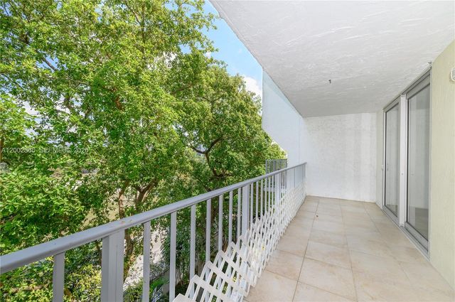 650 NE 64th St G510, Miami, FL 33138