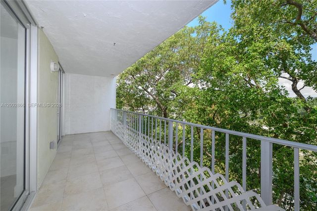 650 NE 64th St G510, Miami, FL 33138